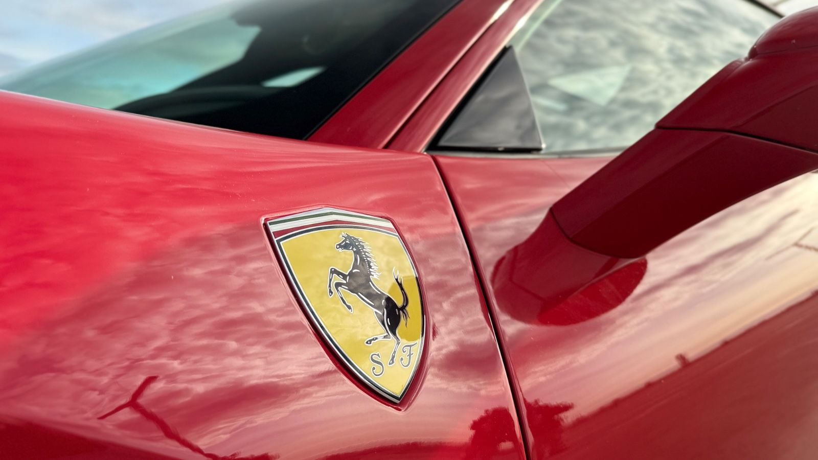 Fahrzeugabbildung Ferrari F8 Tributo*LED*Lift*Kamera*1.Hand*Dt.Auto