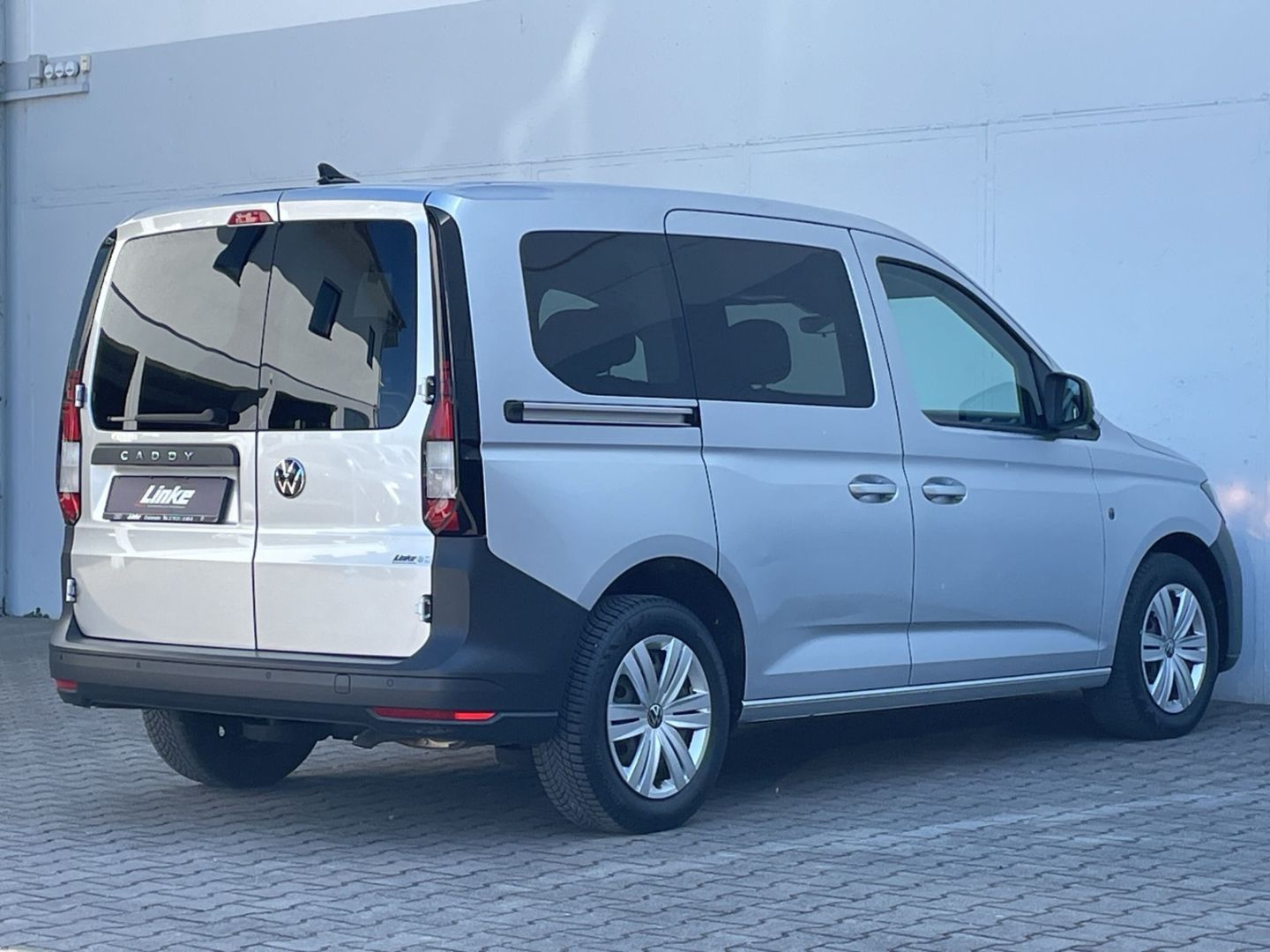 Caddy 1.5 TSI DSG App-Connect/GRA/PDC vo+hi/DAB