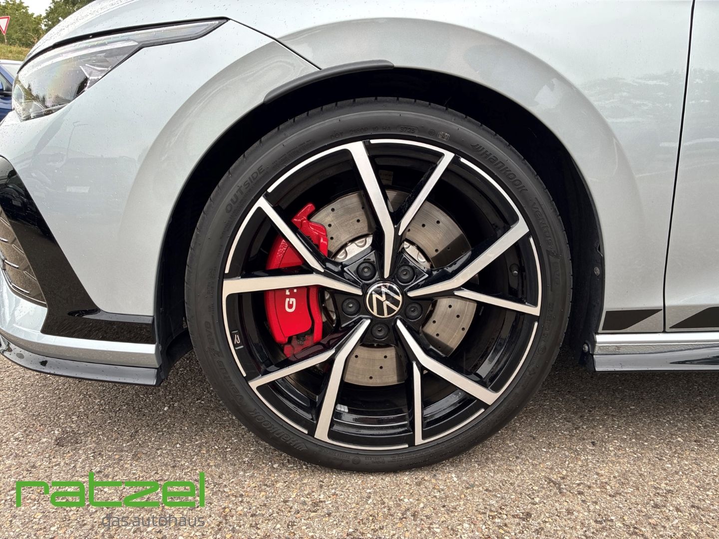 Fahrzeugabbildung Volkswagen Golf GTI Clubsport DSG Akrapovic DCC Navi HUD Ar