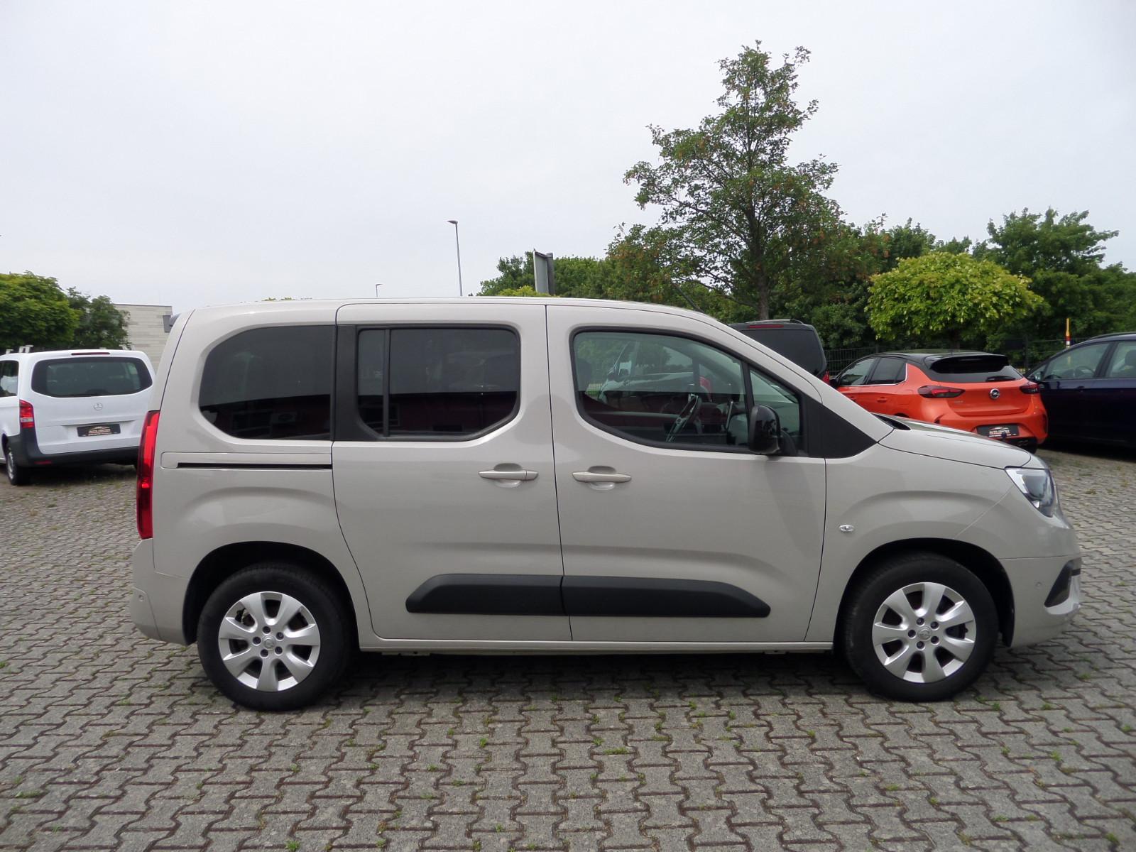 Opel Combo Life Elegance+Navi+AHK+Cam+SHZ+Tempo+1.HD
