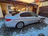 BMW 540i xDrive A - - BMW 540 mit Schiebedach