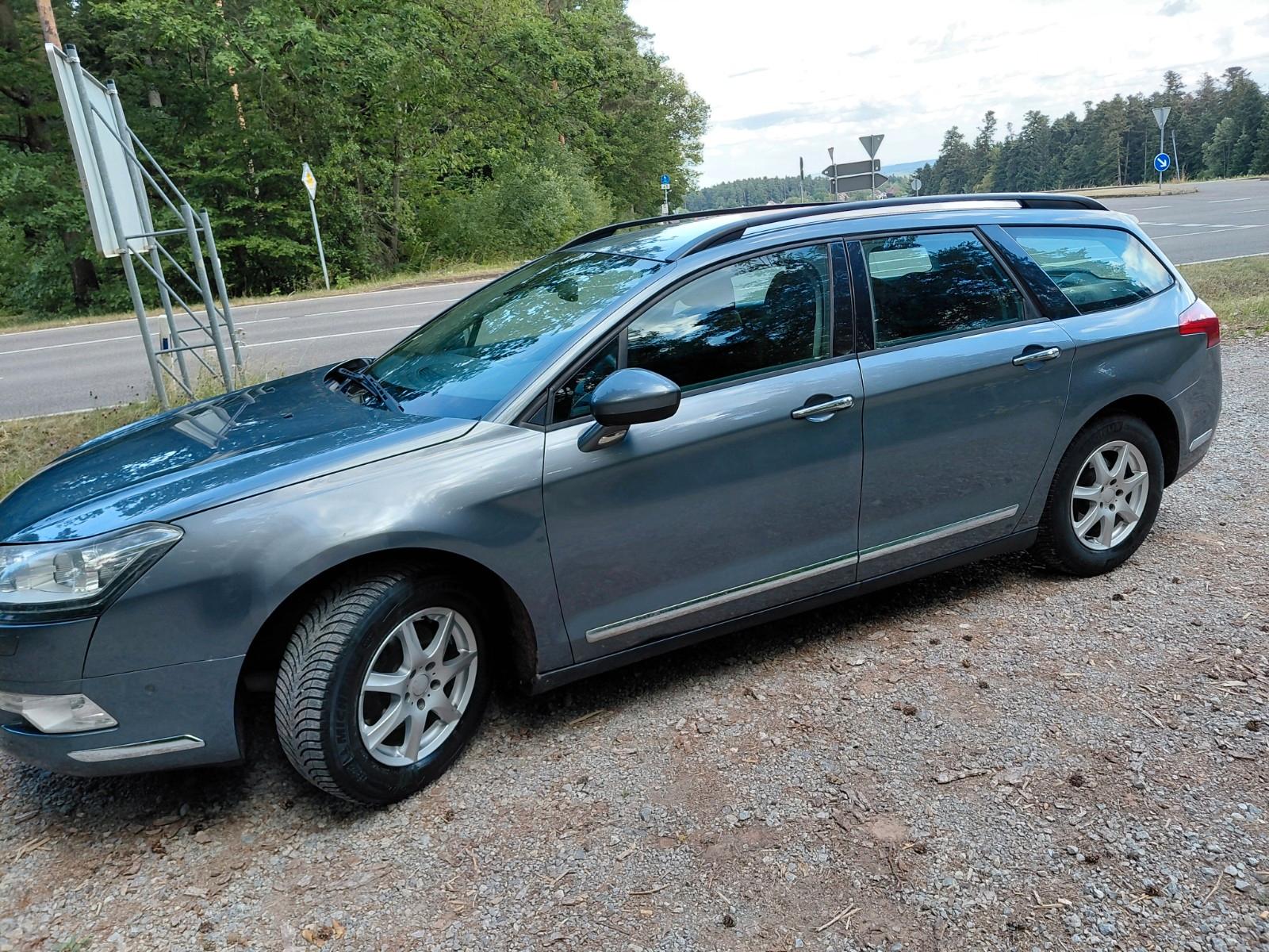 Citroën C5 Tourer HDi 110 TÜV Neu, Zahnriemen Neu.
