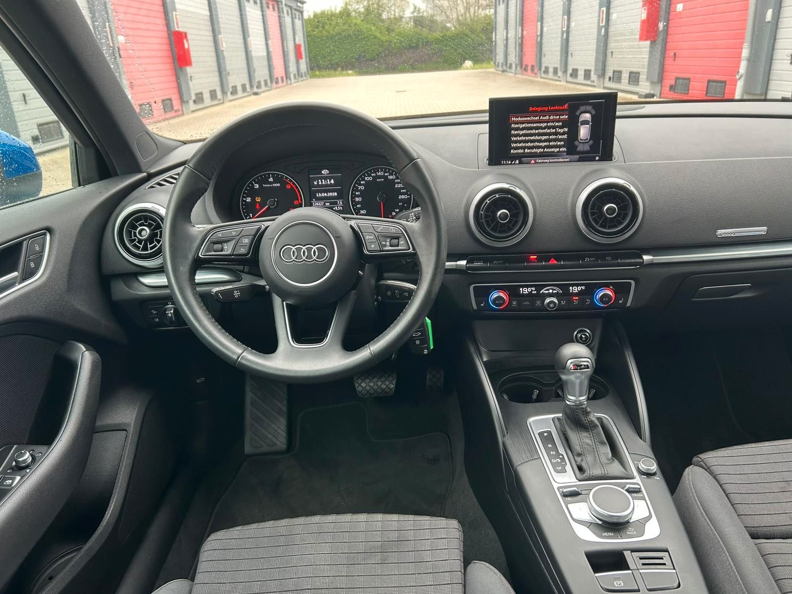 Audi A3 Sportback 35 TDI sport S-Tronic 2,0TDI XENON/ foto 17