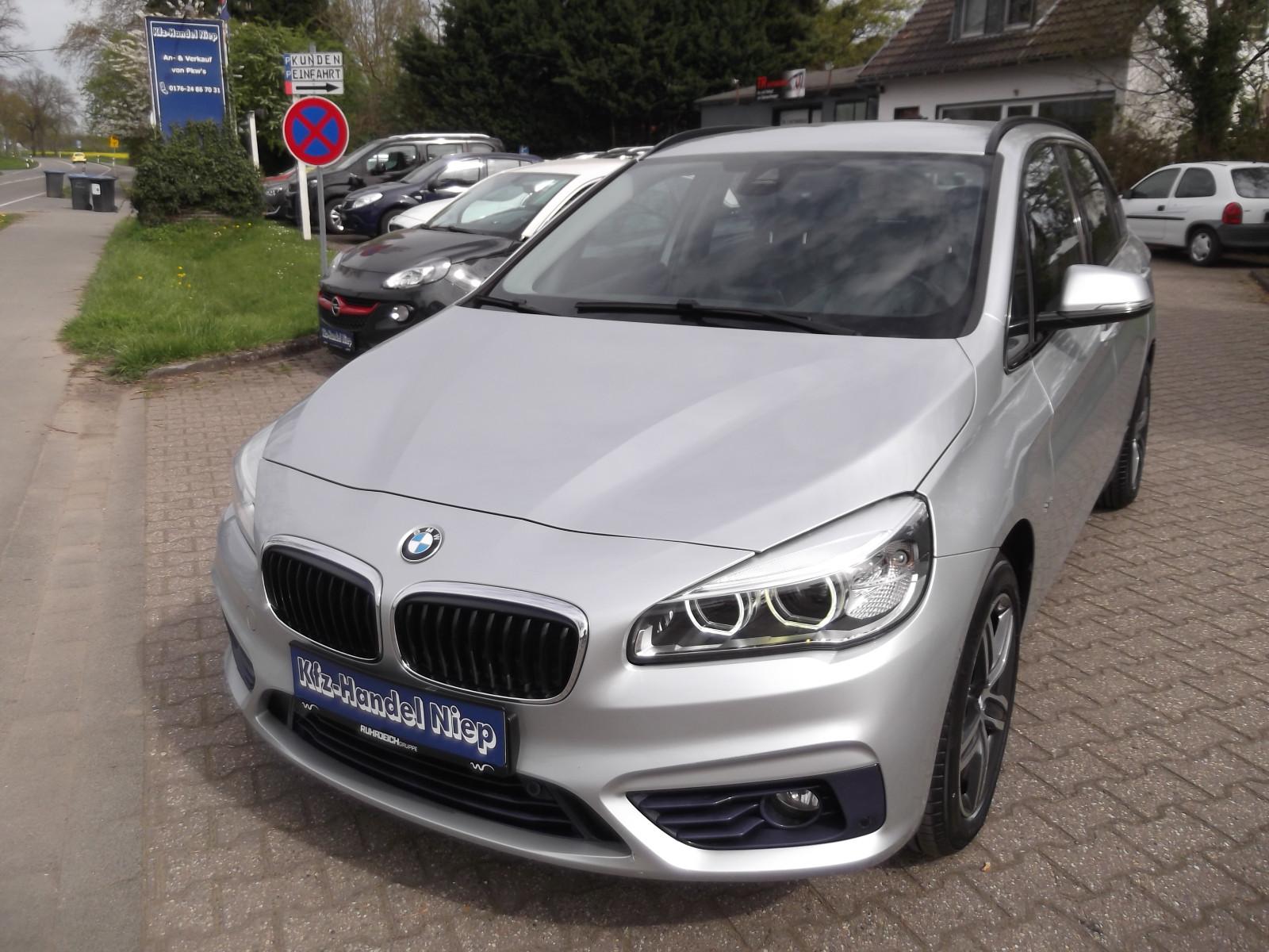 BMW 218 ActiveTourer Sport Line/LED/Navi/Sitzheizung