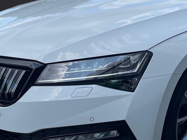 Superb Combi Sportline iV 1.4 TSI Hybrid Navi,LE