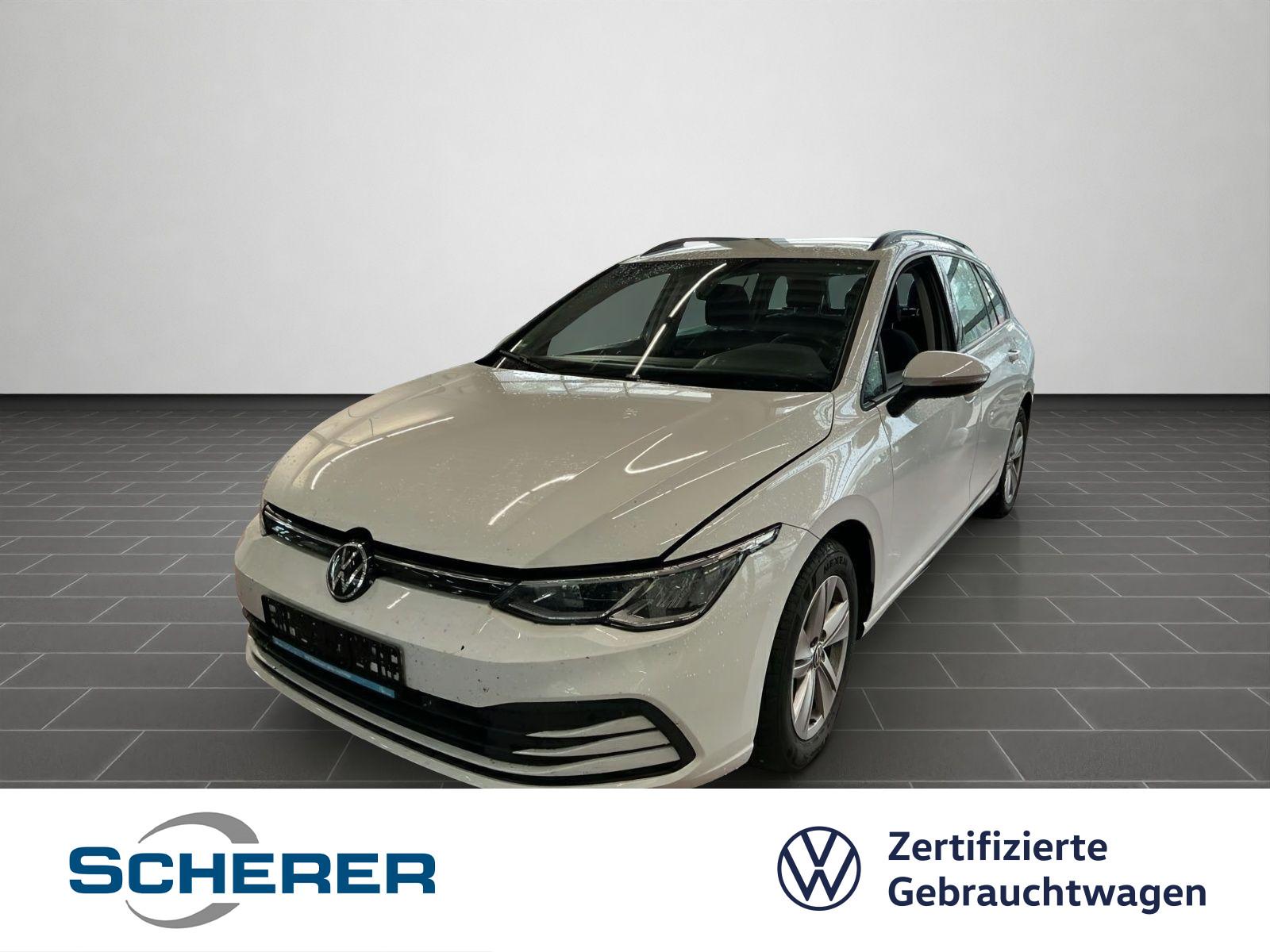 Volkswagen Golf VIII Variant 1.0 TSI Life KLIMA SHZ EPH CAR