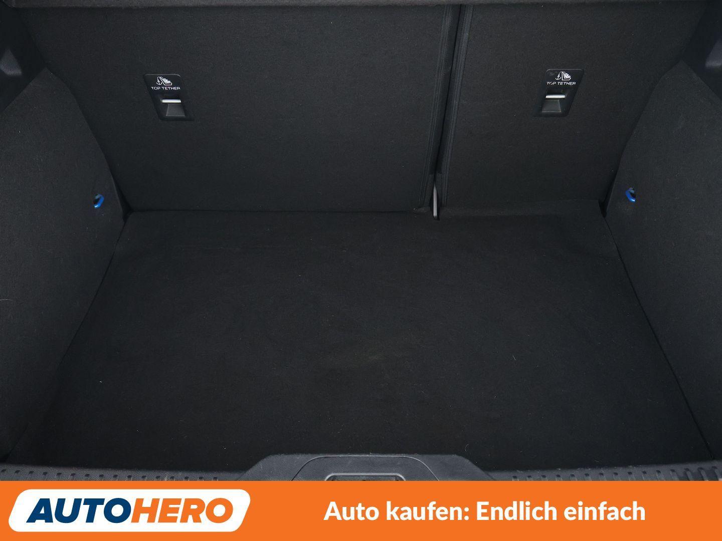 Ford Focus 1.0 EcoBoost ST-Line*NAVI*LED*TEMPO*CAM*
