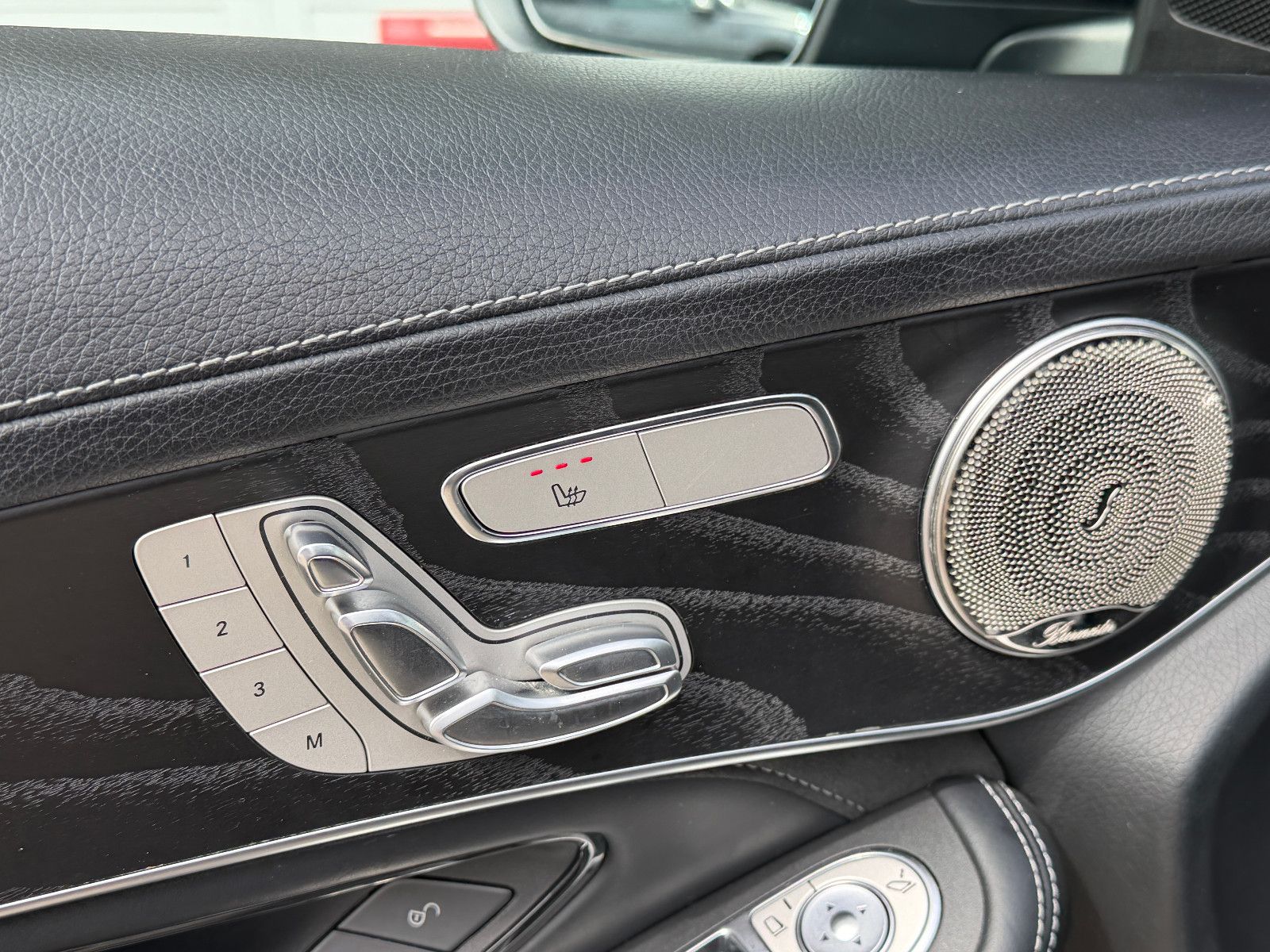 Fahrzeugabbildung Mercedes-Benz GLC 63 AMG Coupe/MBUX/Ambiente/Schiebedach/Kam/