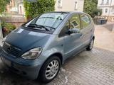 Mercedes-Benz Mercedes Benz A140 Elegance - Mercedes-Benz A 140: Elegance