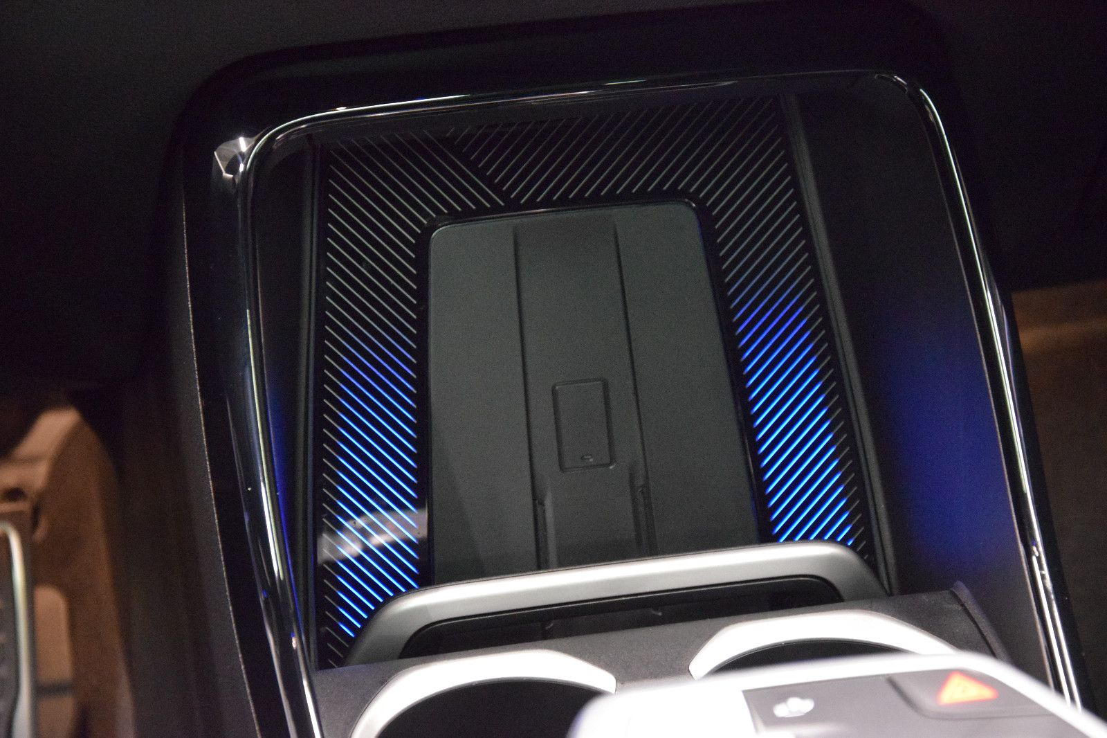 Fahrzeugabbildung BMW X2 20d xDrive M Sport 360° Pano HuD AHK h/k ACC