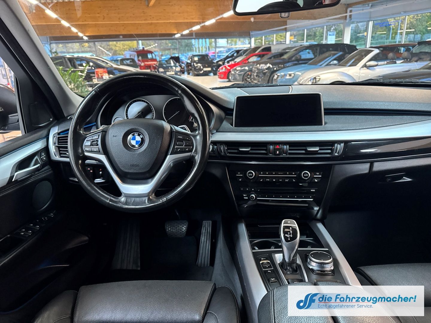 Fahrzeugabbildung BMW X5 xDrive 30 d HUD AHK-klappbar Navi Leder Memor