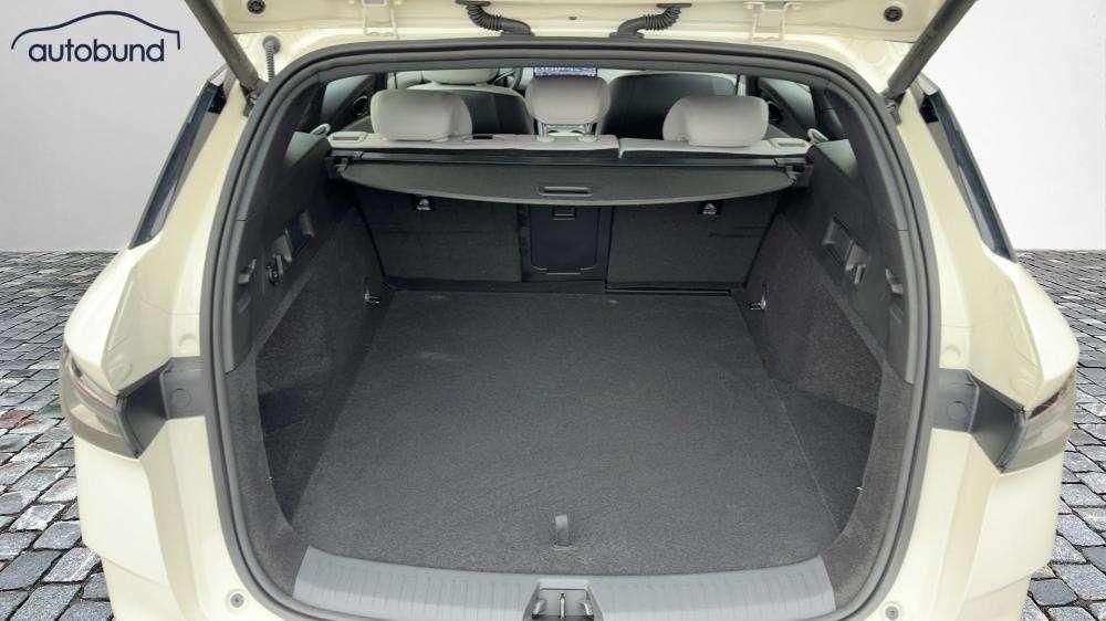 BYD SEAL 6