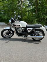 Moto Guzzi V7 Classic 750 - MOTO GUZZI V7 750