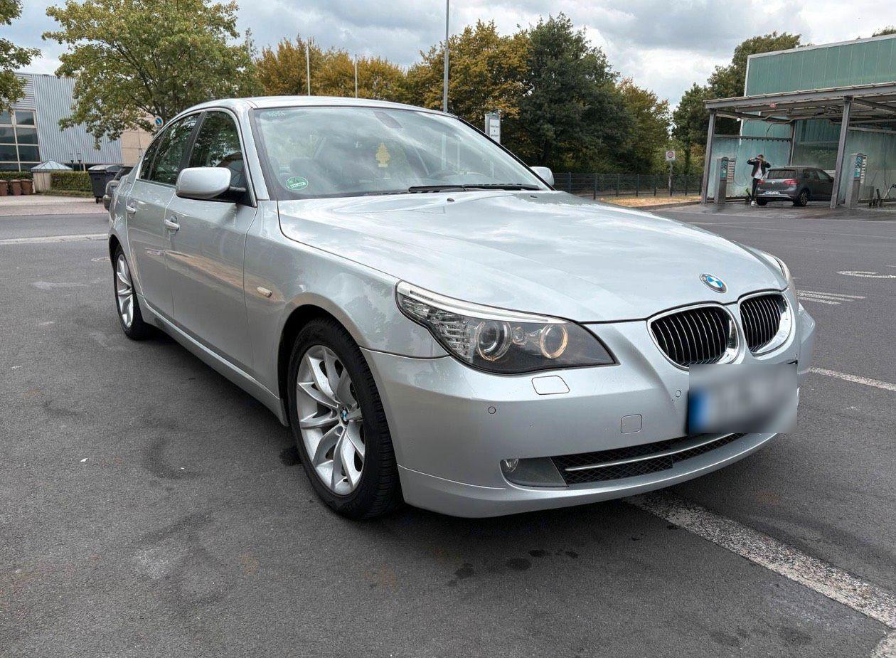 BMW 525