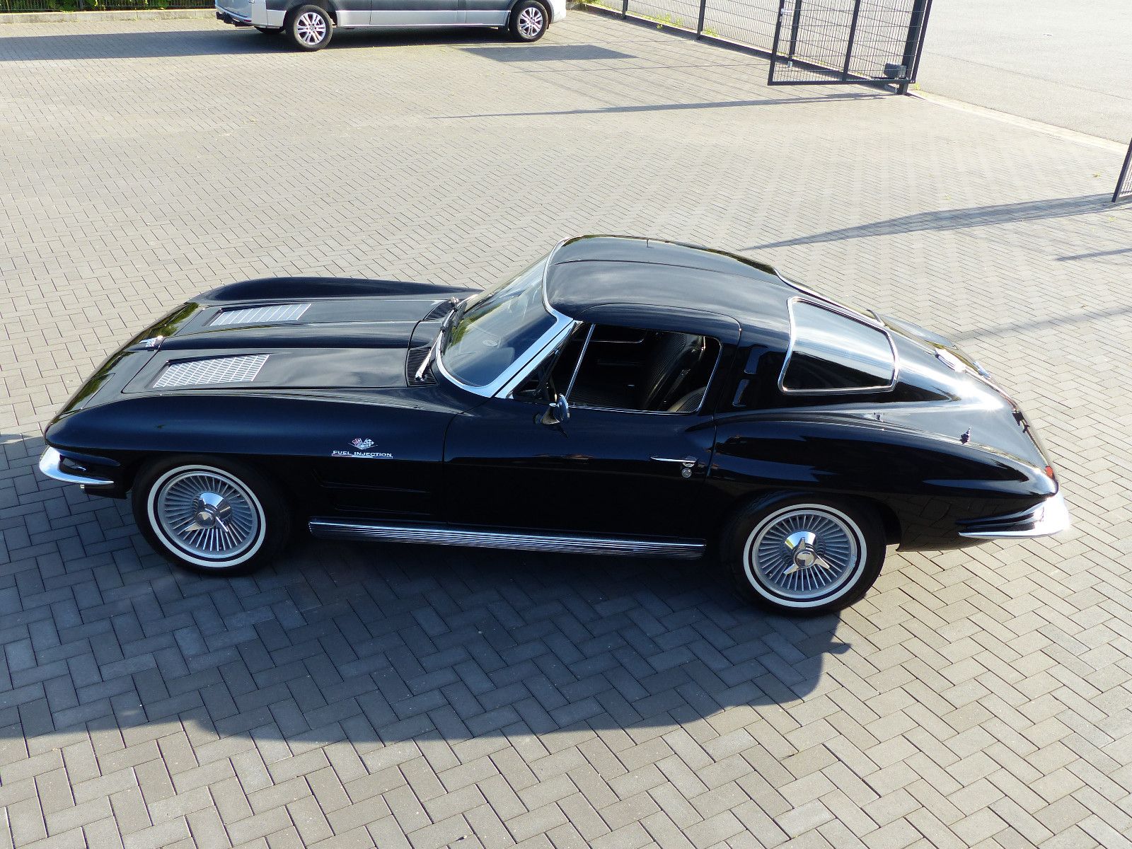 Fahrzeugabbildung Corvette Stingray Splitwindow orig.Fuel Injection