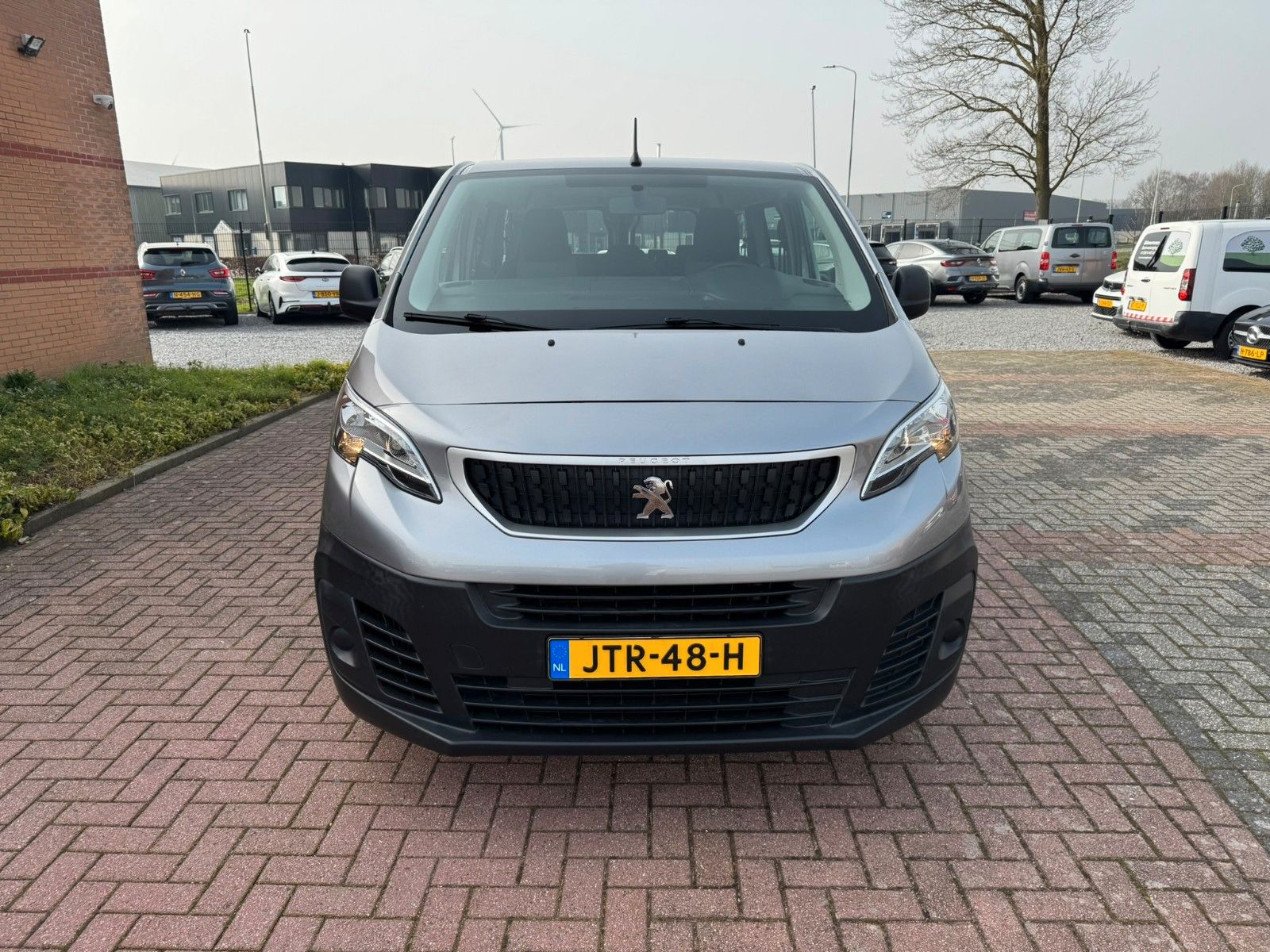 Peugeot Traveller BlueHDi 120 S&S Active L3, 8 Pers, imagem 2