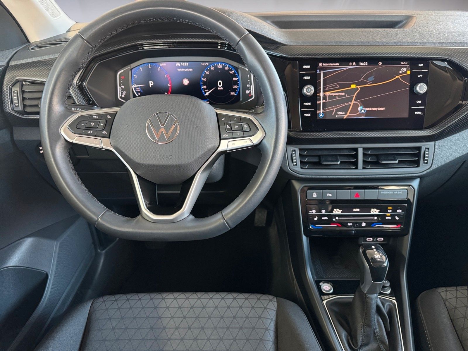 Fahrzeugabbildung Volkswagen T-Cross Life 1.5 TSI
