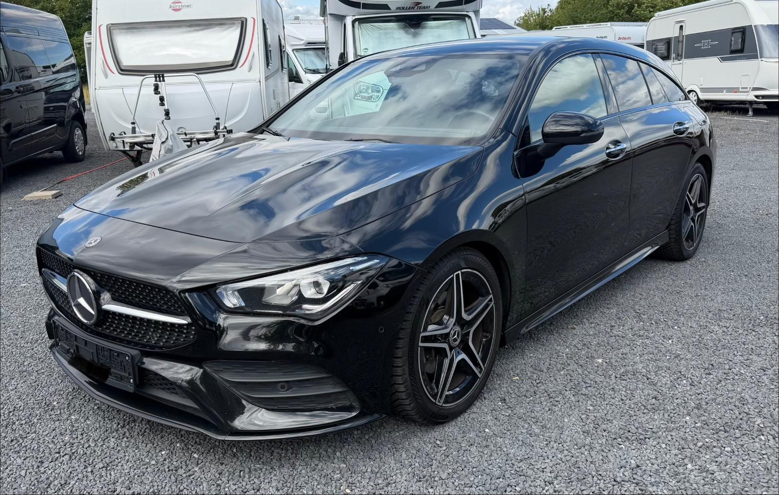 Mercedes-Benz CLA 180 d Shooting Brake Amg Line Night Paket