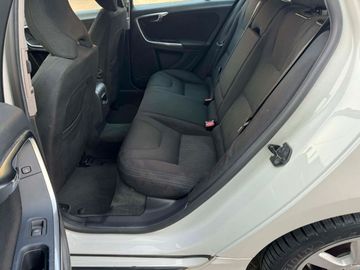 Volvo V60 - 8