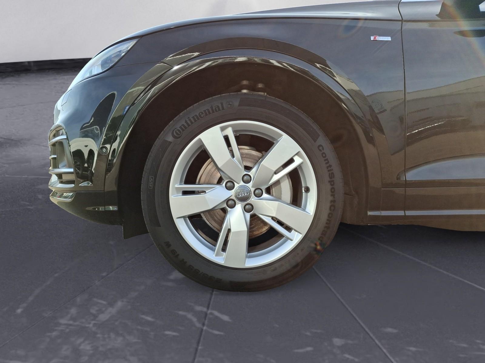 Audi Q5 2.0 TFSI S tronic quattro design Xenon Blueto