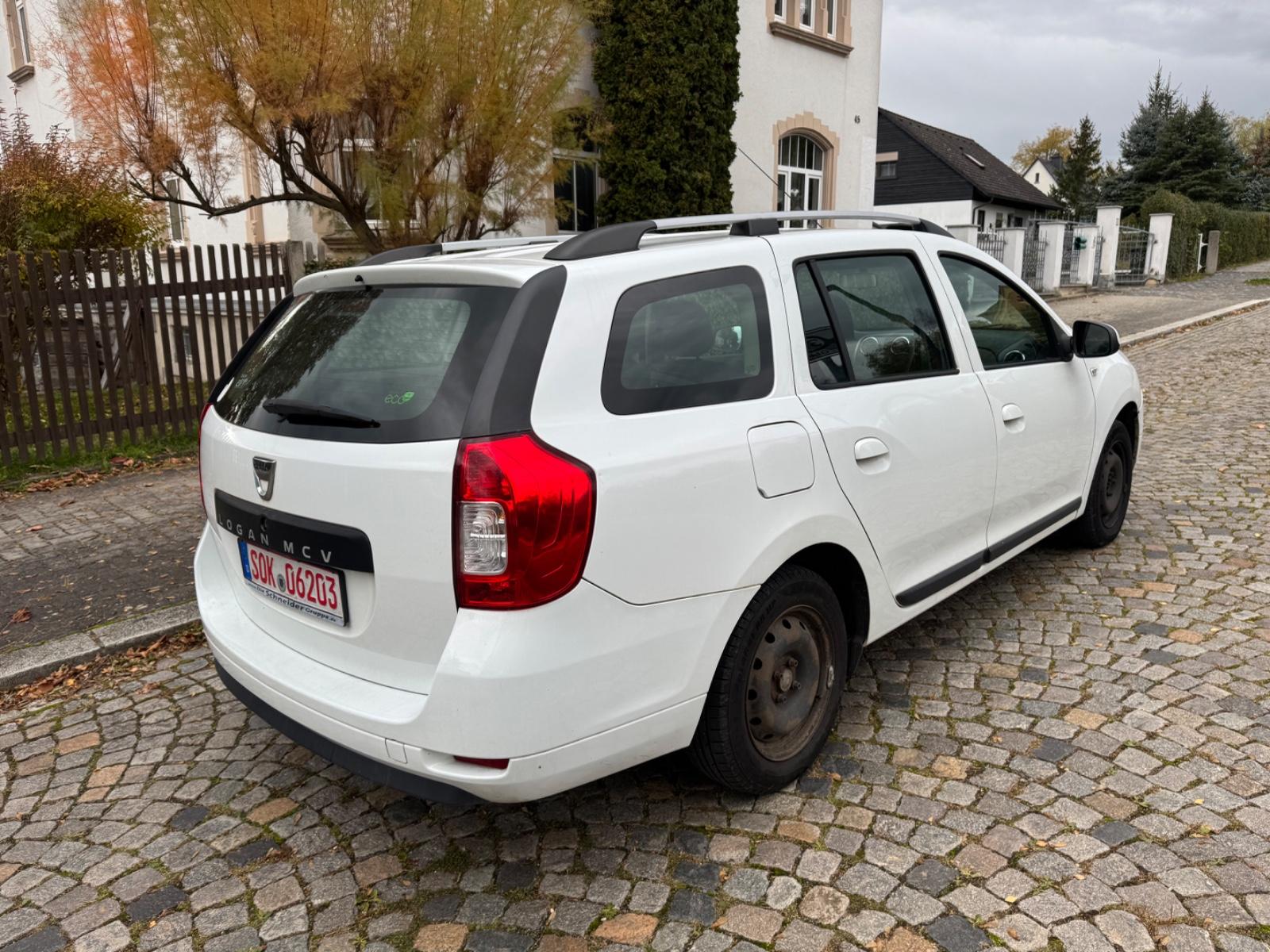Dacia Logan 2014 — фото 5