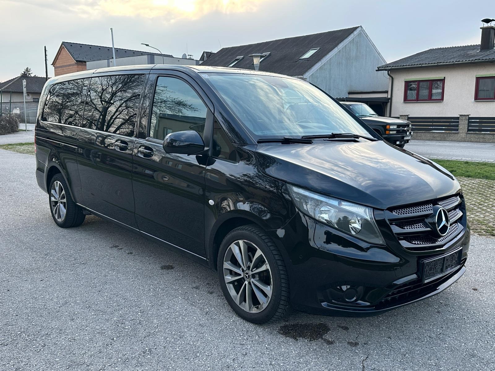 Mercedes-Benz Vito Tourer 114 CDI Automatik 9 Sitze Extralang