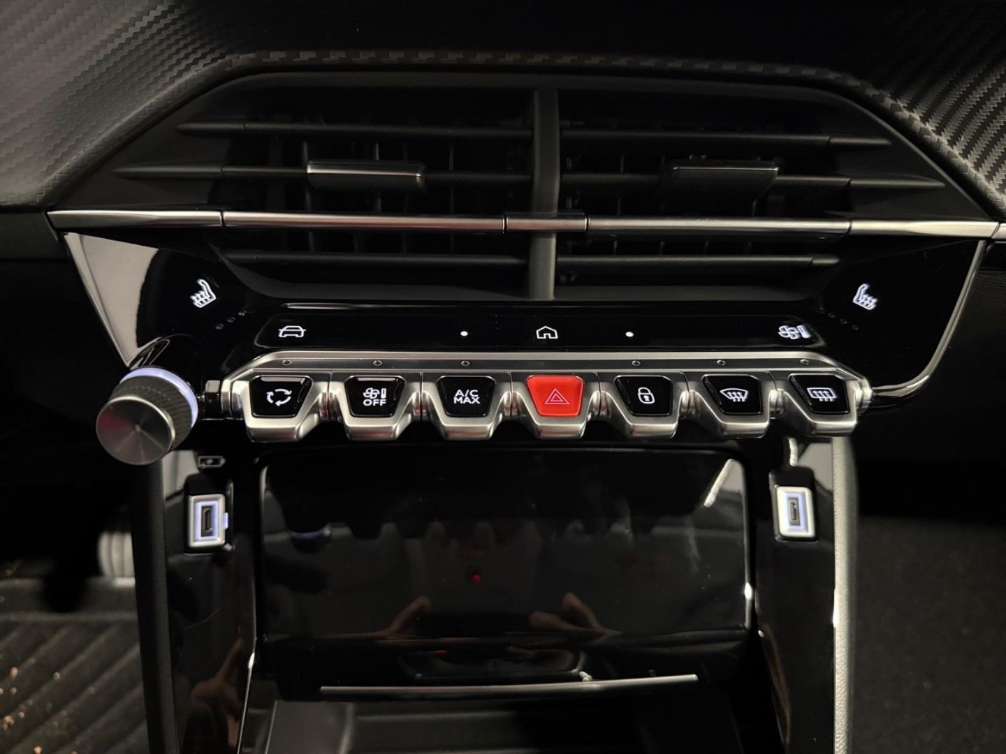Peugeot 208 - Bild 14