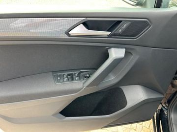 Volkswagen Tiguan - 9