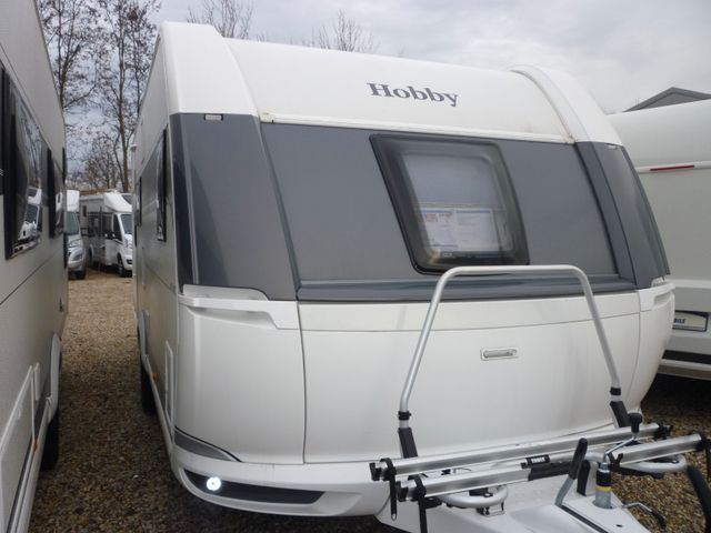 Hobby 560 KMFe de Luxe,Combi6,F-Träger,2000Kg,2024