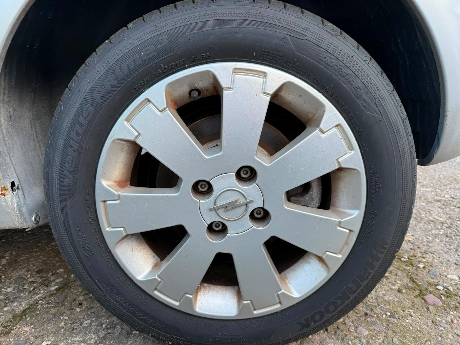 Opel Meriva 1.6 | TÜV neu