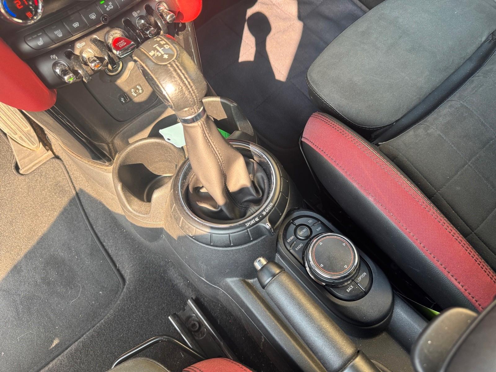 MINI Cooper S Aut. JCW HUD SHZ LED PDC H&K LEDER/ALC.