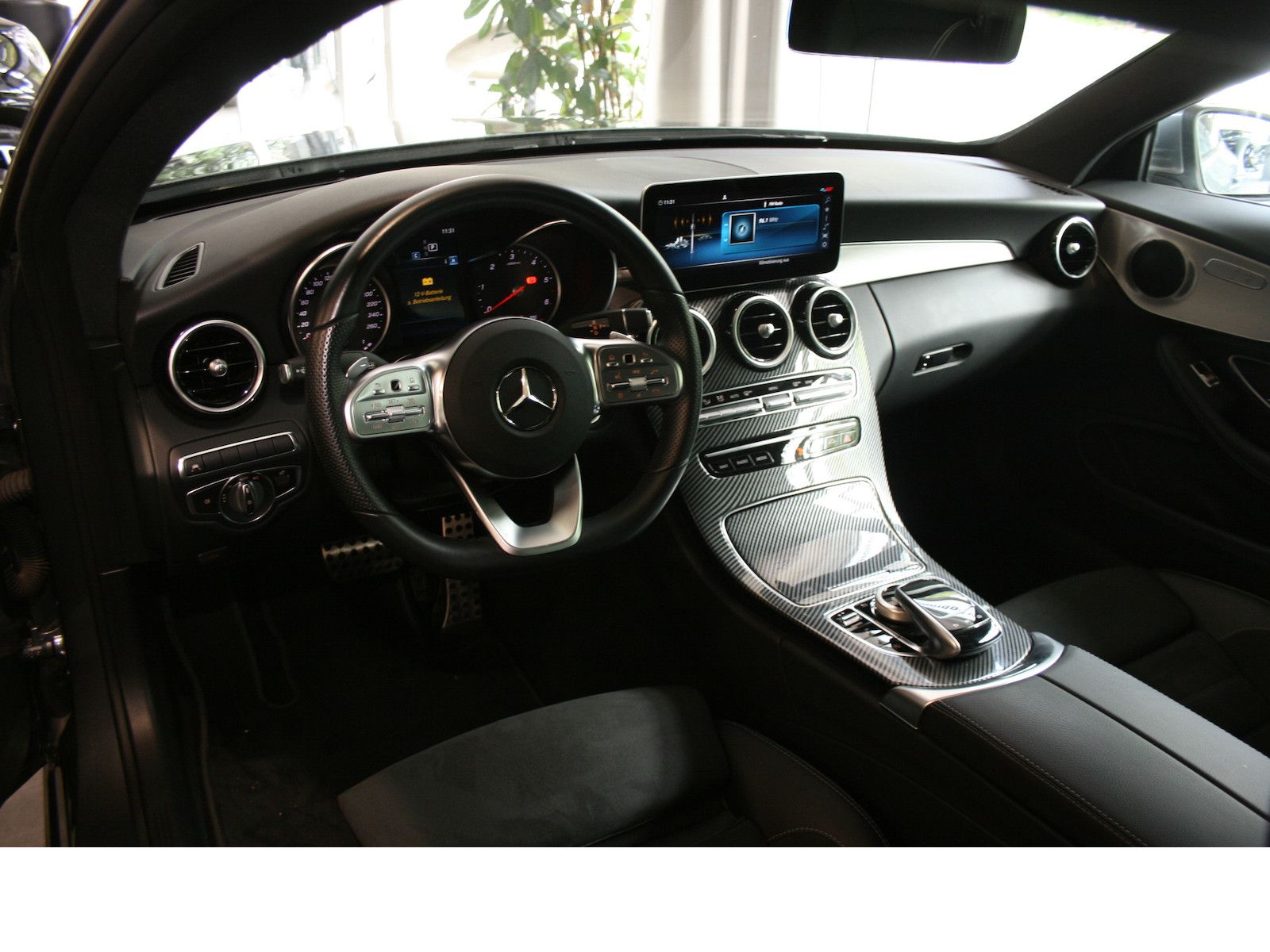 Fahrzeugabbildung Mercedes-Benz C 300 d Coupe AMG *Pano-Dach*Totw.*Multibeam.*Am