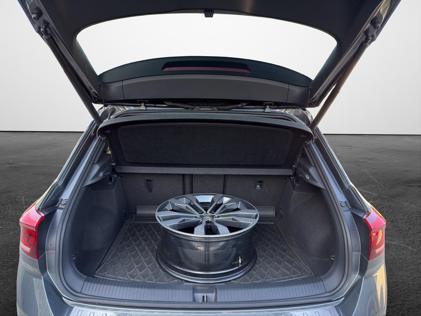 Volkswagen T-Roc 1.5 TSI Sport R-Line Interieur  Navi LED K