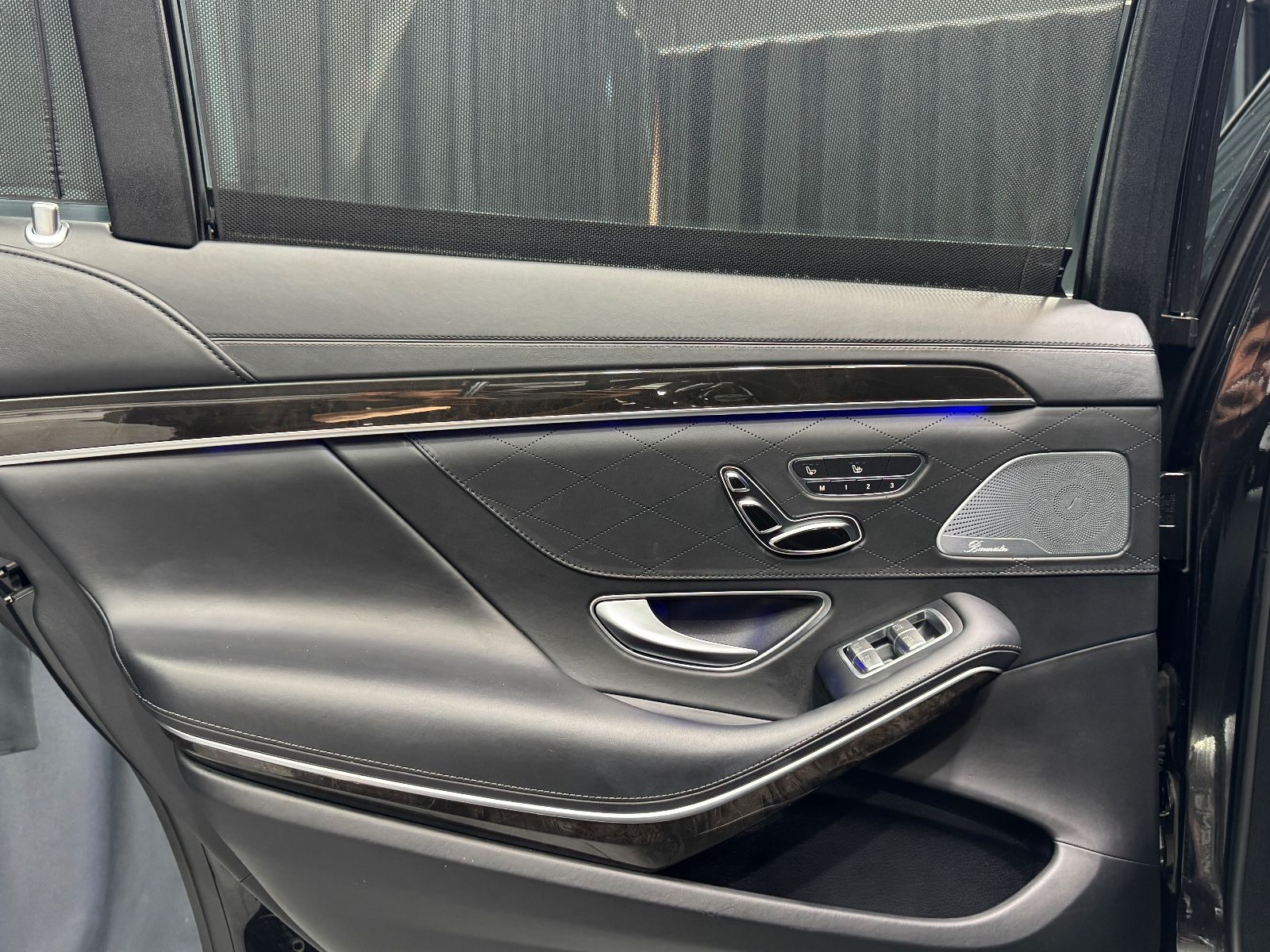 Fahrzeugabbildung Mercedes-Benz S 63 AMG 4Matic L|AMG DRIVERS|LANG|TV|VOLL