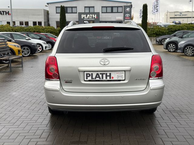 Toyota Avensis  Kombi 1.8 Travel