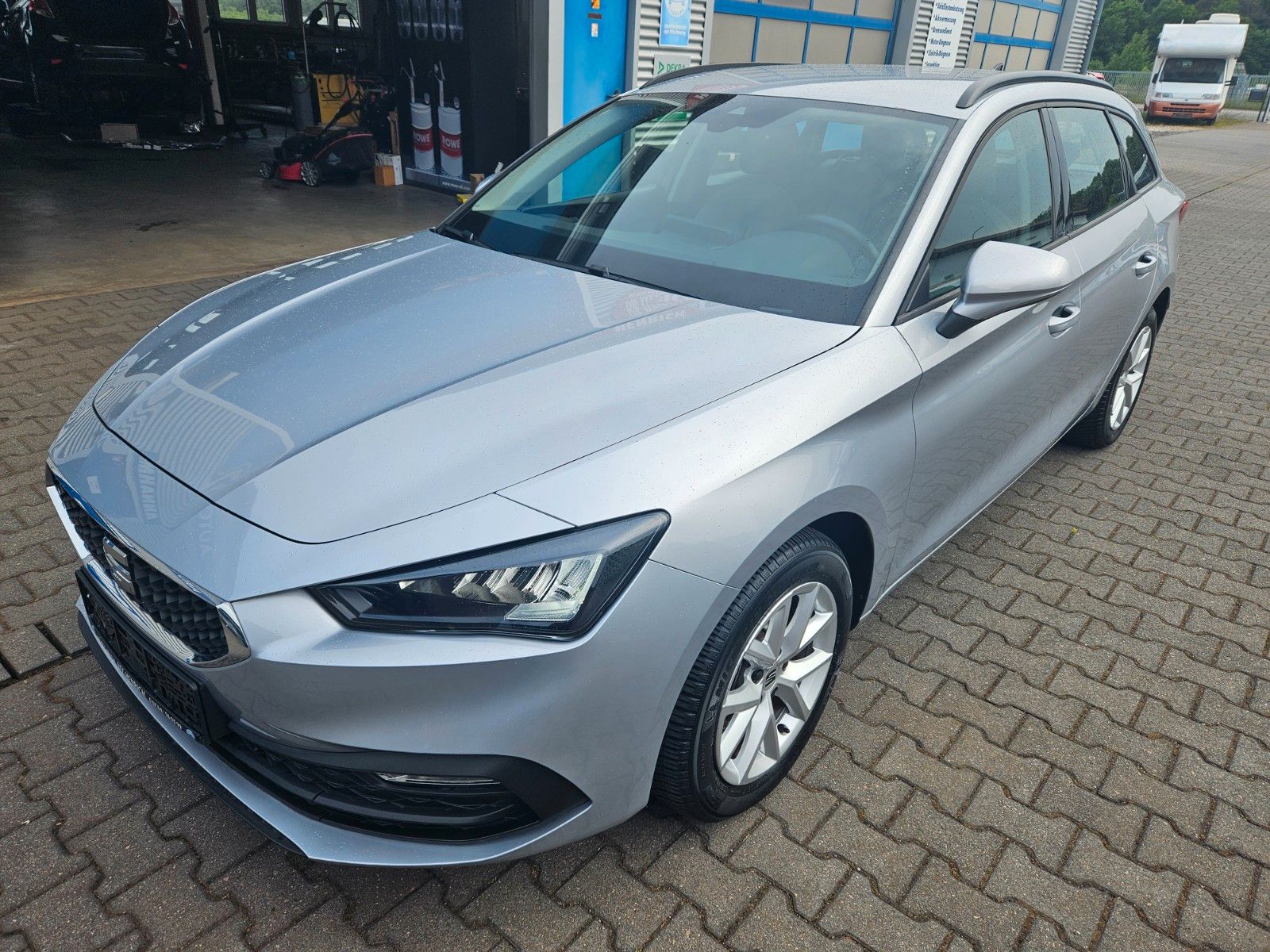Seat Leon Hybrid Sportstourer Style Navi PDC Tempomat
