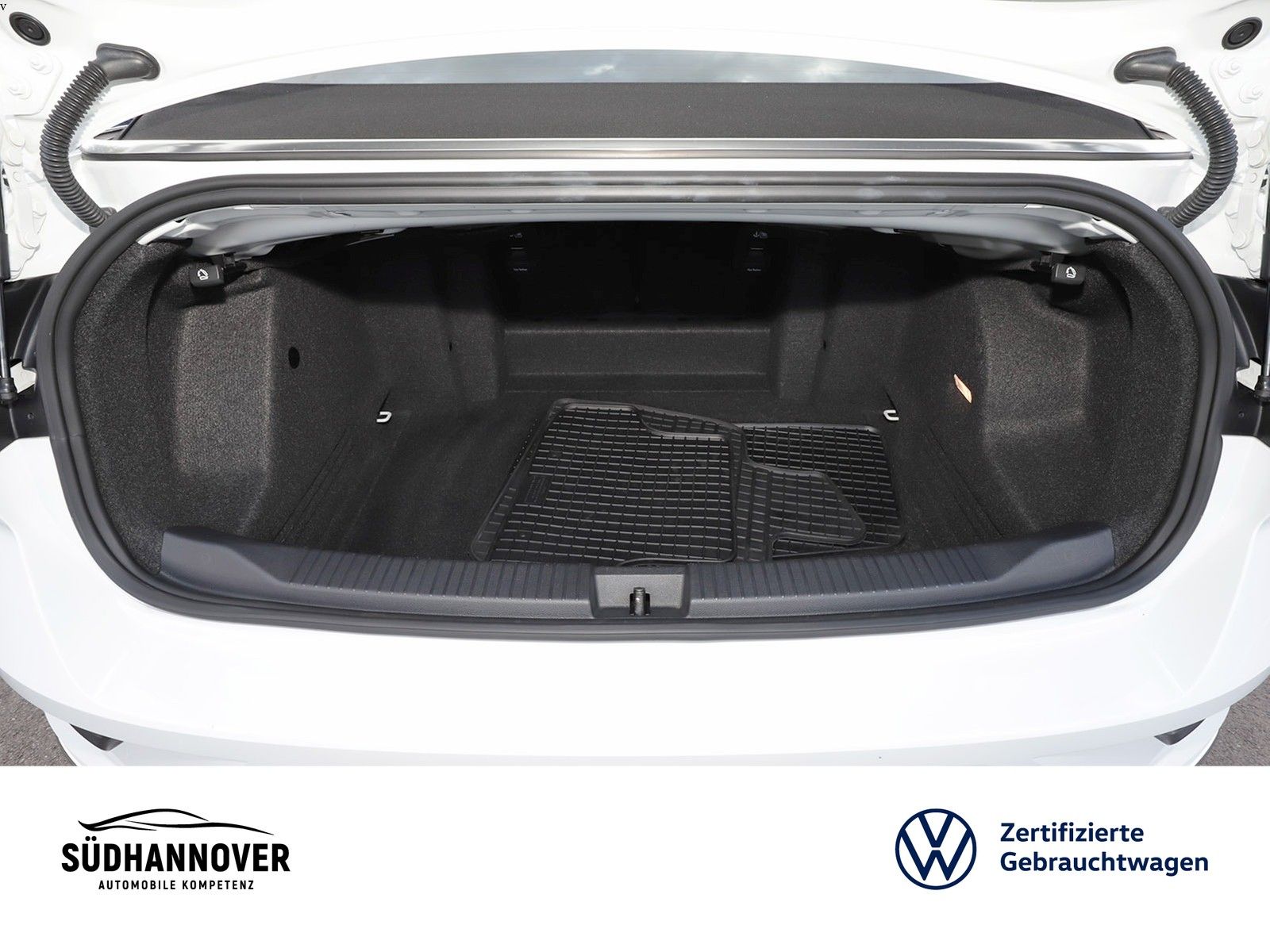 Volkswagen T-Roc - Bild 8