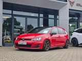 Volkswagen Golf 2.0 TSI DSG BMT GTI Performance - Volkswagen Golf: Rot, GTI