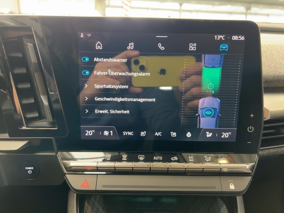 Renault Megane E-TECH - Bild 13