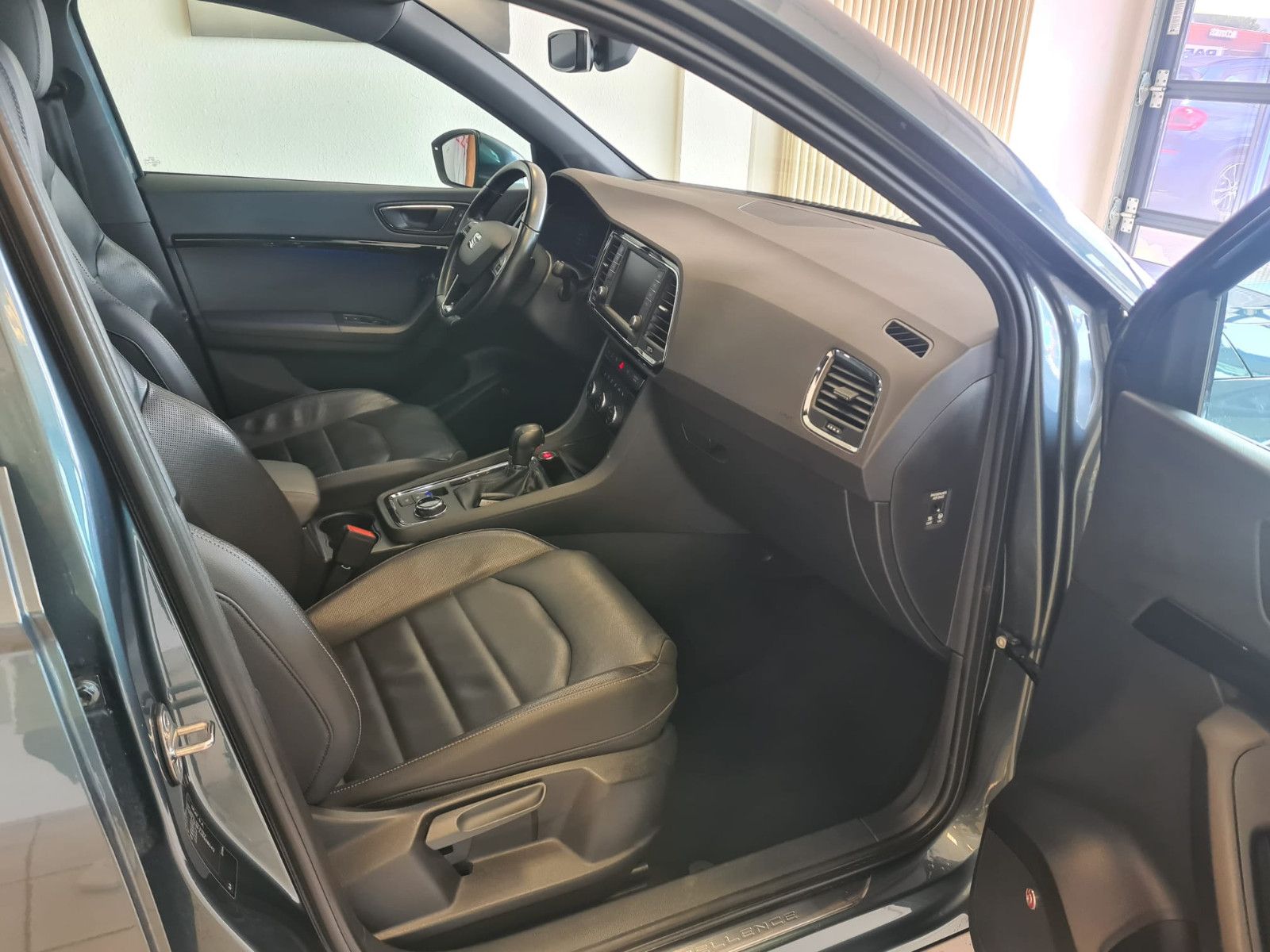 Fahrzeugabbildung SEAT Ateca Xcellence 4Drive / LED / NAVI / KAMERA