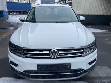 Volkswagen Tiguan - 2