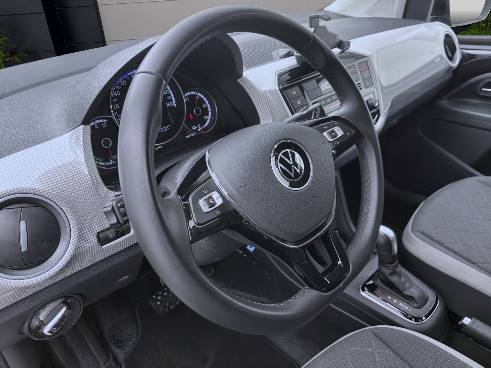 Volkswagen e-up! - Bild 12