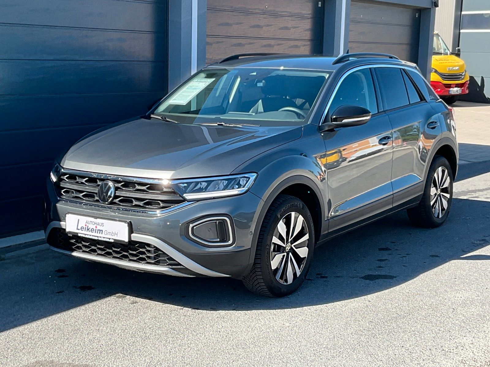 Gebrauchtwagen Volkswagen T-Roc T-Roc 1,5 TSI Goal – DSG * NAVI * Sound-System * in Oberfranken