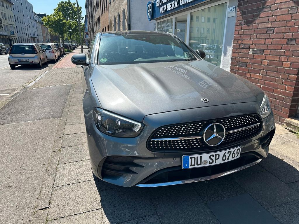 Mercedes-Benz E 220