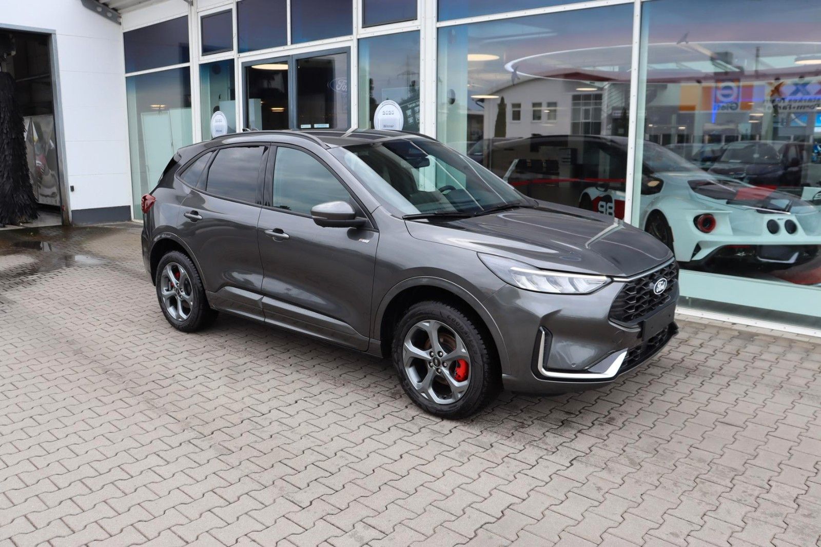 Ford Kuga ST-Line X 2.5 PHEV LED TWA NAVI 0,0% FIN*