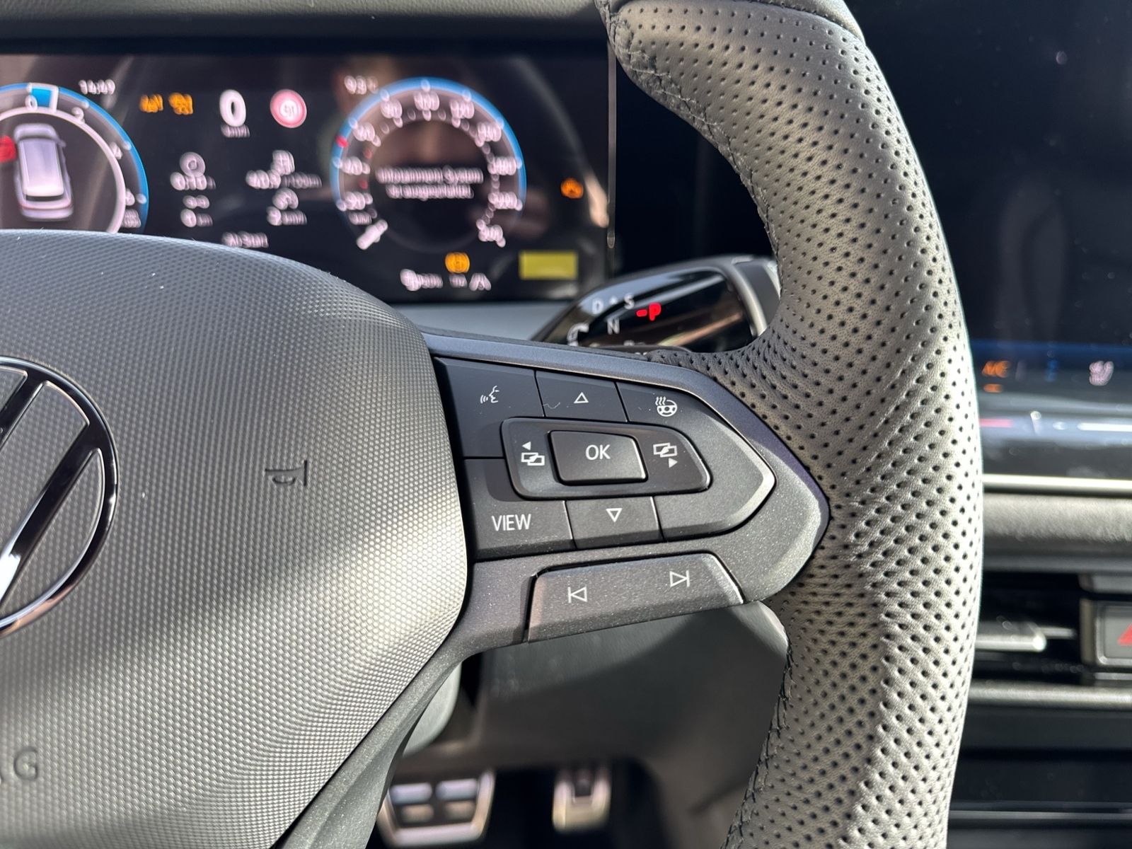 Tayron R-Line 1.5 eHybrid, Harman, Pano, Discove