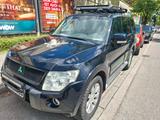 Mitsubishi Pajero 3,2 DI-D 4WD Intense Automatik Intense - Mitsubishi Pajero in München