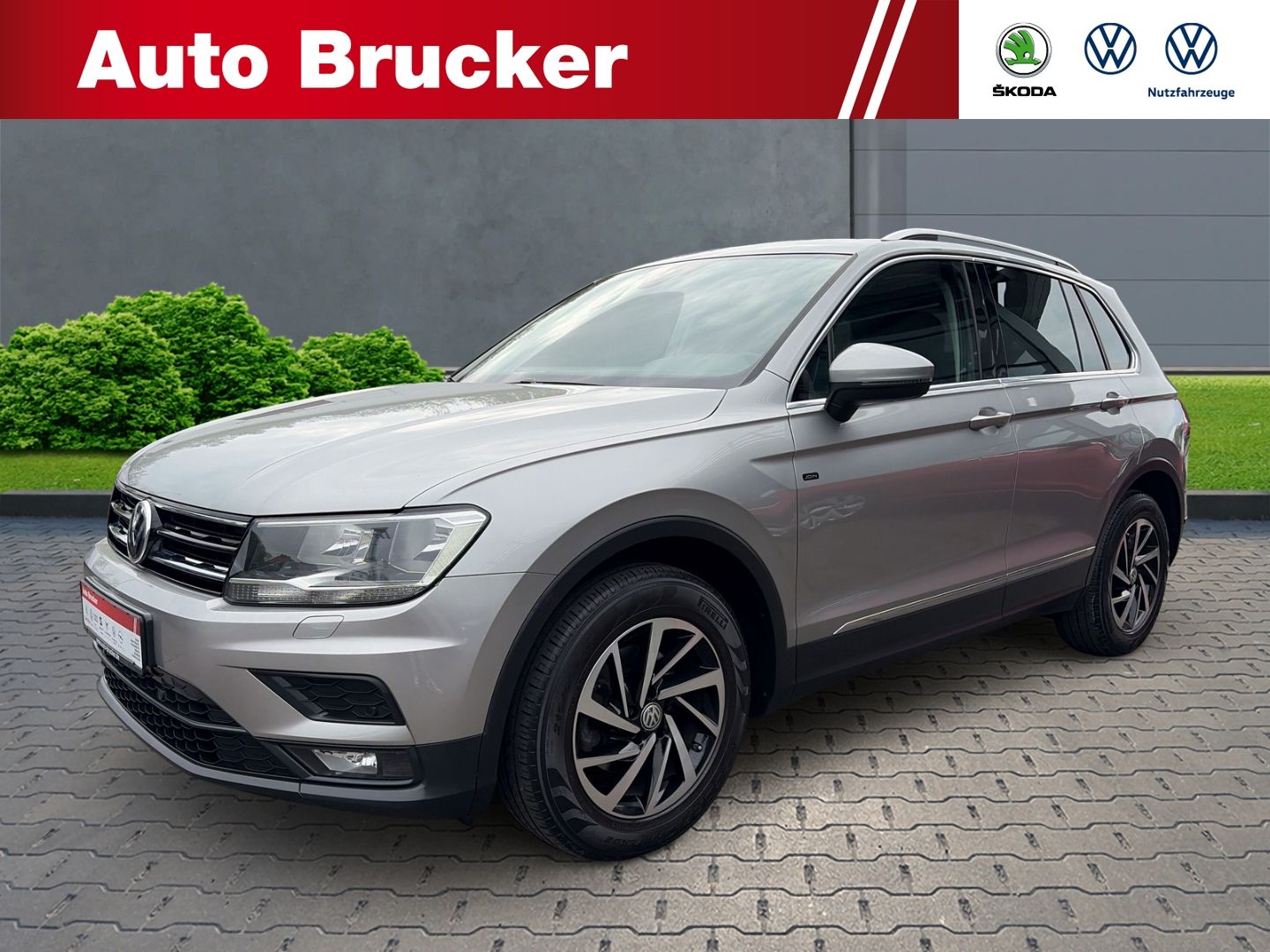Volkswagen Tiguan 2.0 TDI+AHK+NAVI+SHZ+3-ZONEN-KLIMA+Metall