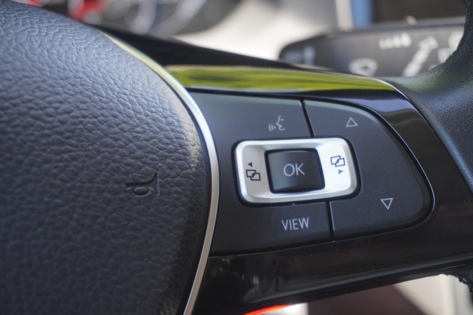Volkswagen Polo 1.0 Join Klimaaut. Tempomat Sitzheizung PDC