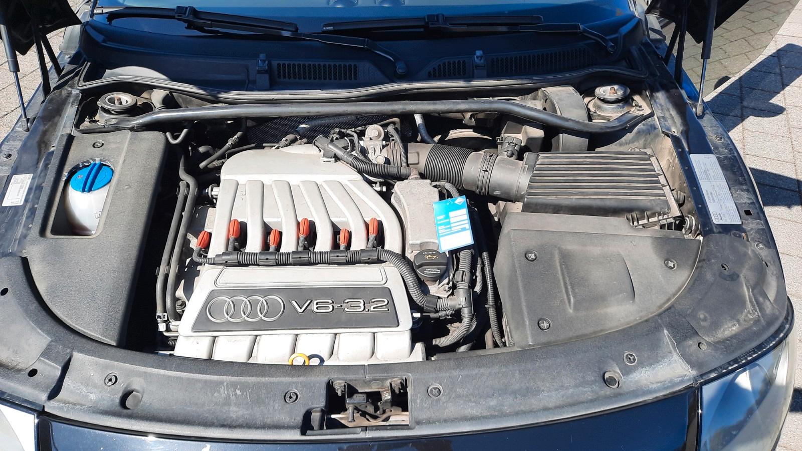 Audi TT Coupe 3.2 quattro 8N - Handschalter, schwarz